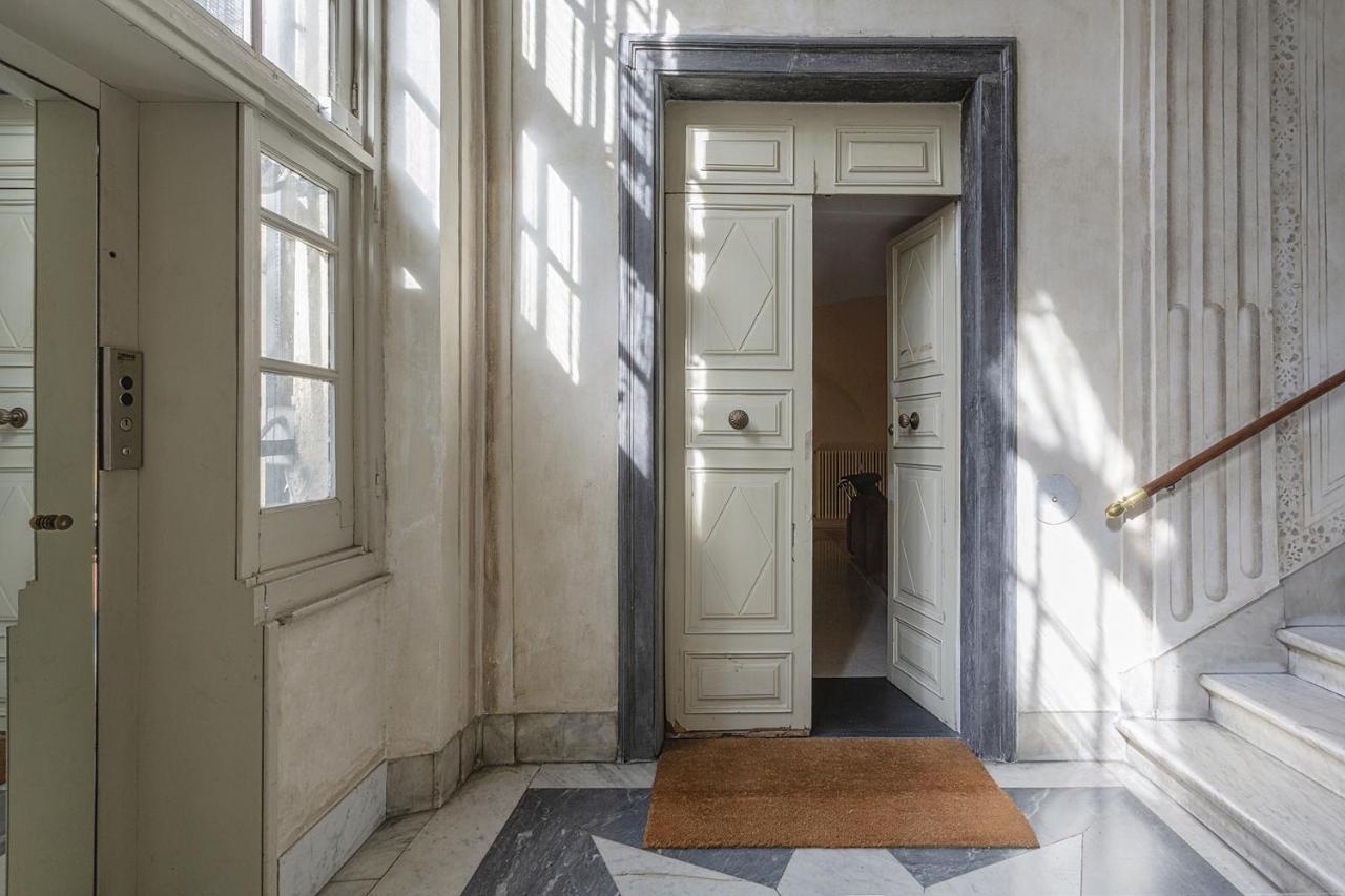 Garibaldi Glamorous Apartment By Wonderful Italy Генуа Екстериор снимка
