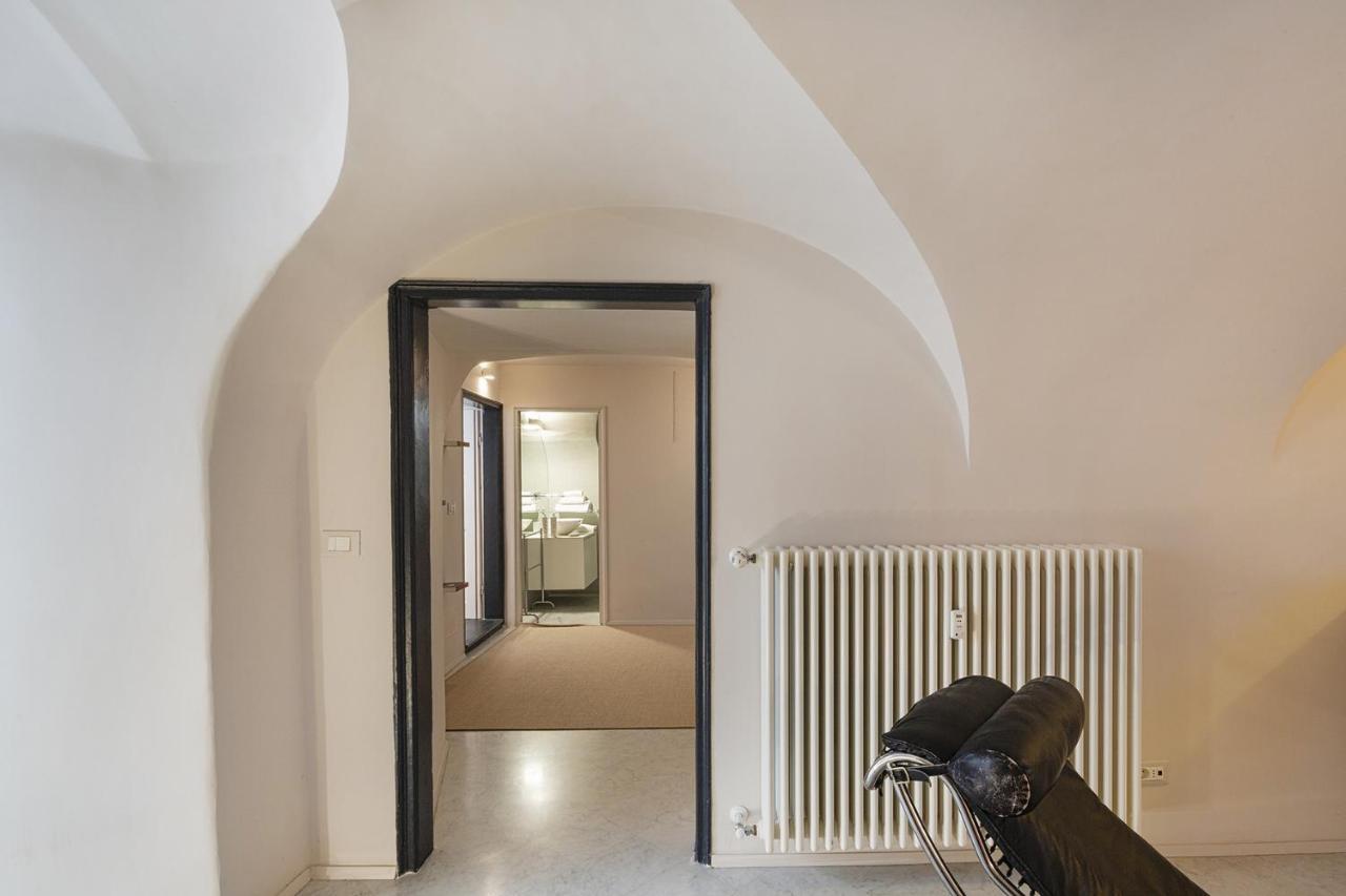 Garibaldi Glamorous Apartment By Wonderful Italy Генуа Екстериор снимка